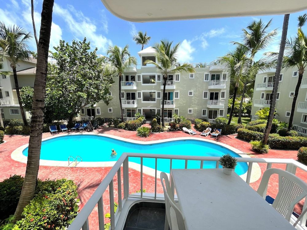 STUDIOS POOL AND BEACH Deluxe Studio, Poolside 6