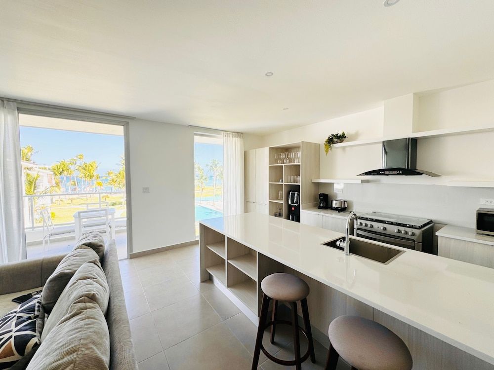 Playa Palmera Ocean View Apartments Deluxe Penthouse, Balcony, Ocean View 11