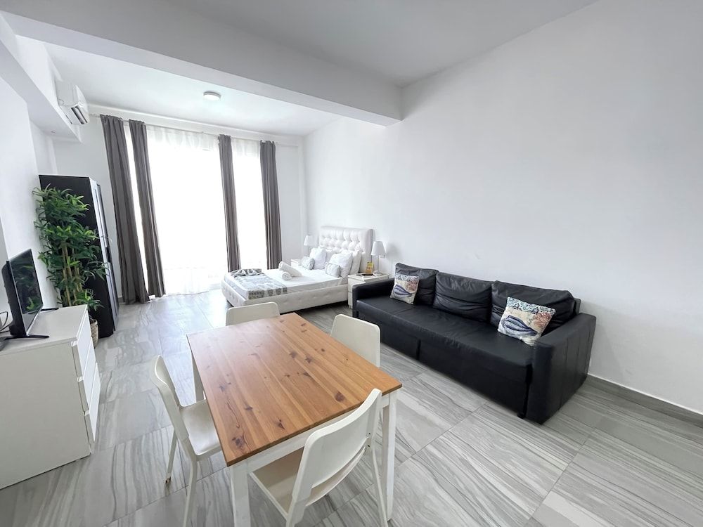 MINI STUDIOS BEACH Exclusive Studio, Non Smoking, Kitchen 2