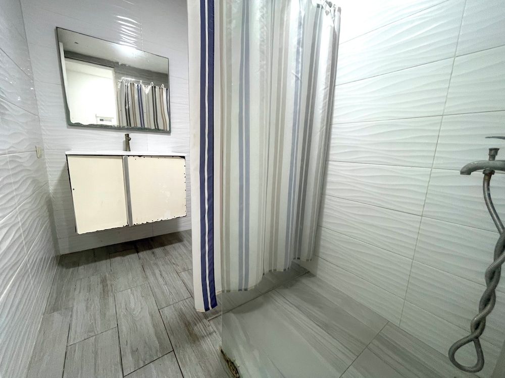 MINI STUDIOS BEACH Deluxe Studio, Non Smoking, Air conditioning 8