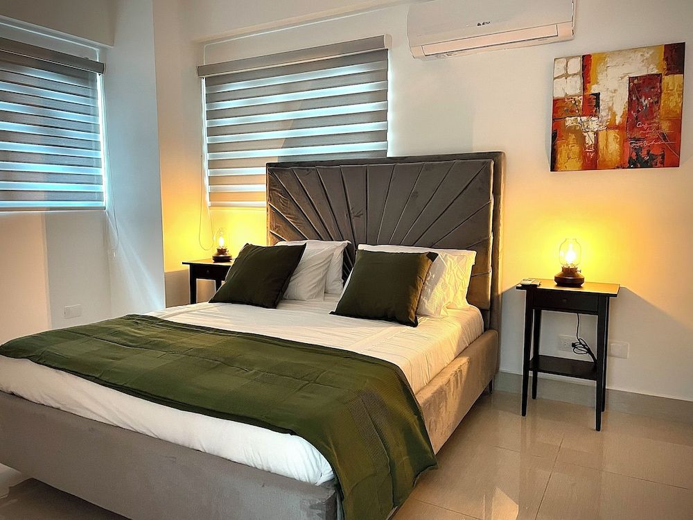 Deluxe Apartment, City View