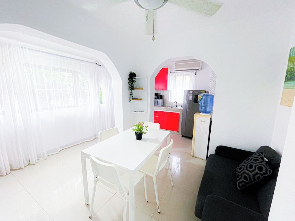 Deluxe Villa, 2 Bedrooms, Kitchen, Garden View