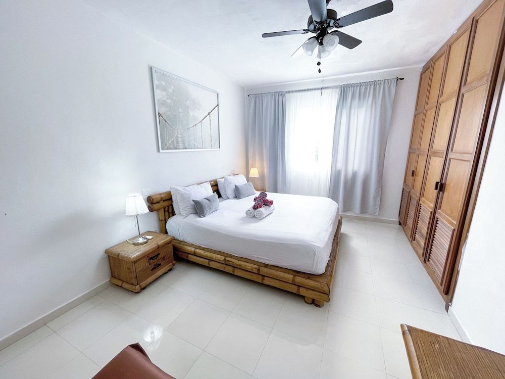 Premium Penthouse, 3 Bedrooms, Terrace, Pool View