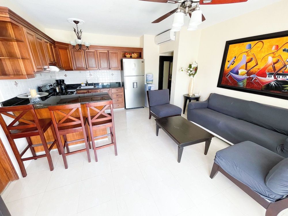 Junior Suite, 2 Bedrooms, Balcony, Pool View