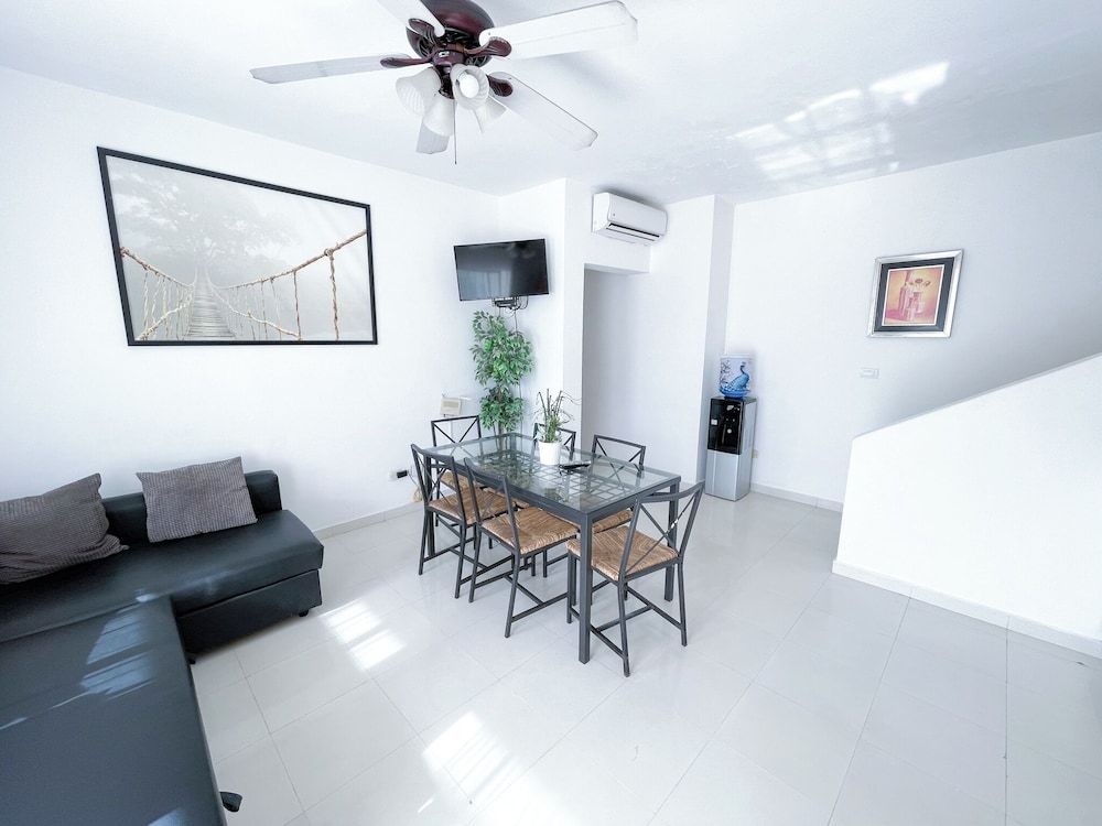 Premium Penthouse, 3 Bedrooms, Terrace, Pool View
