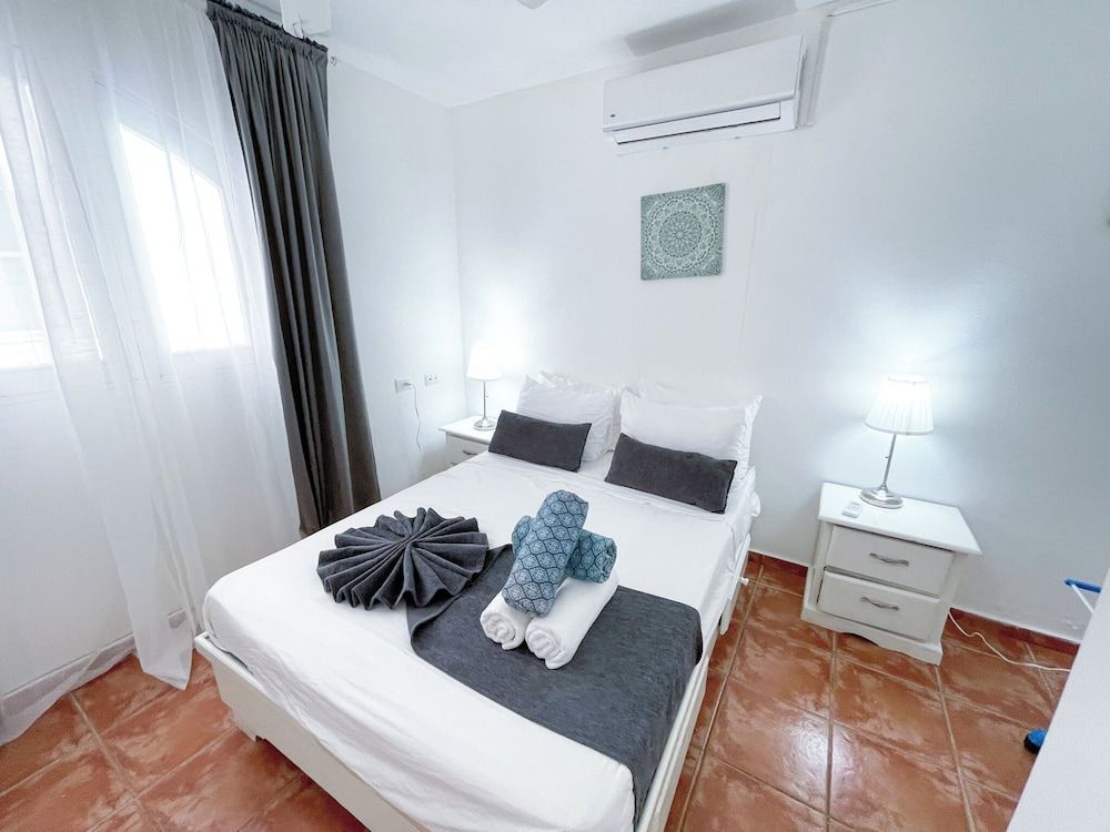 Royal Apartment, 2 Bedrooms, Ocean View
