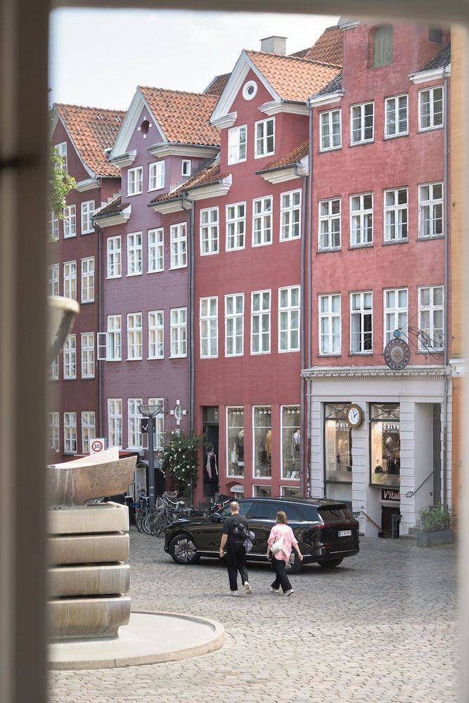 Former Dukes Residence - 4 bedrooms - 2 bathrooms Superior Apartment, City View 28