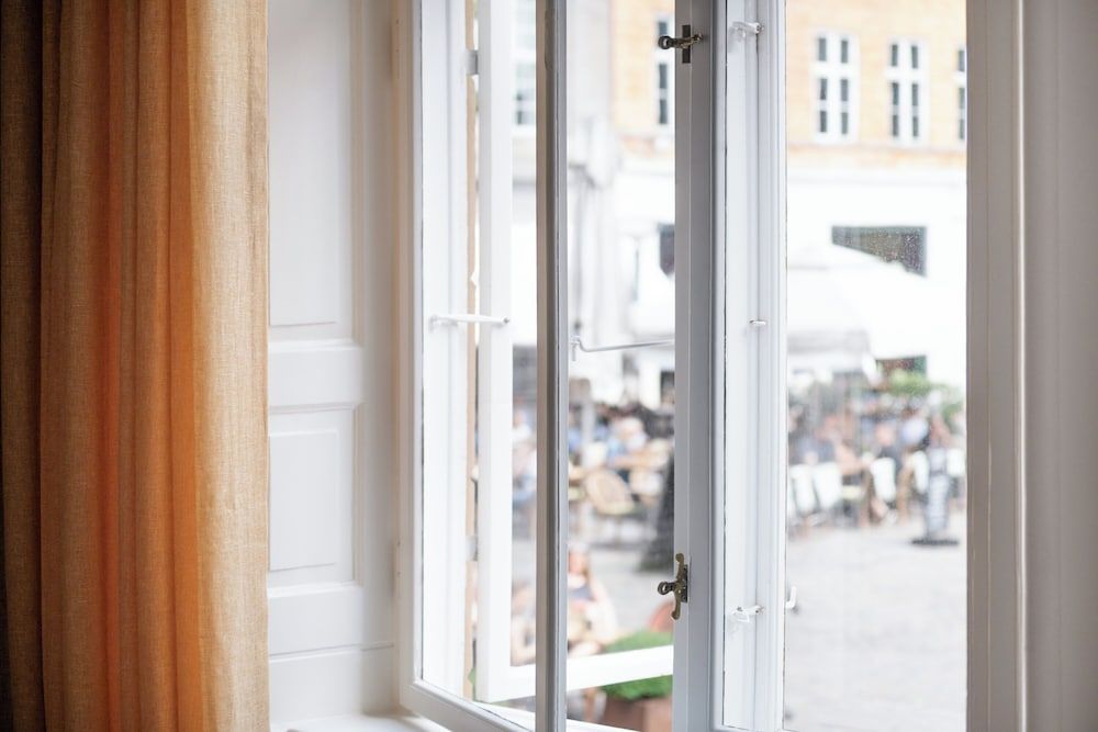 Former Dukes Residence - 4 bedrooms - 2 bathrooms Superior Apartment, City View 18