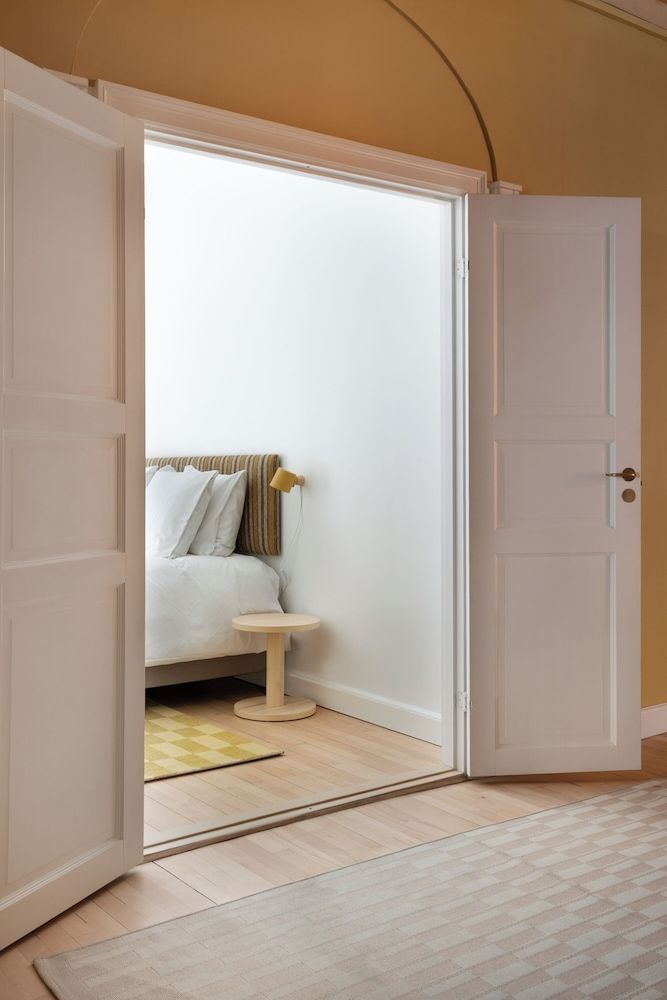 Former Dukes Residence - 4 bedrooms - 2 bathrooms Superior Apartment, City View 8