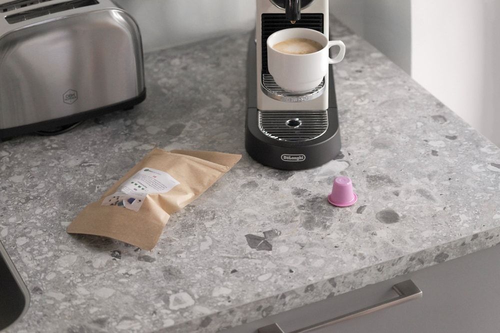 No.186 apartments by Daniel&Jacob's Design Apartment, Courtyard View 9