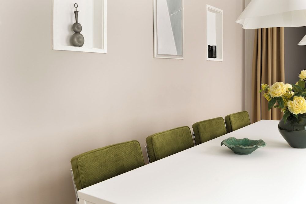 Royal Neighbors - 4 bedrooms - 2 bathrooms Luxury Apartment, City View 15