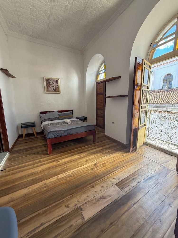 Rooms Classic Double Room, City View 4