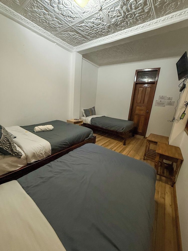 Rooms Classic Triple Room, Private Bathroom 7