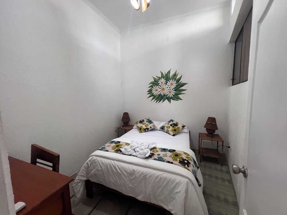 Hotel y Restaurante Miconia Comfort Double Room, Garden View 2