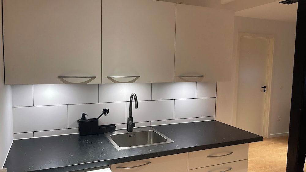 Maison Nord 6 min from Airport & Sleep 6 Superior Apartment 11