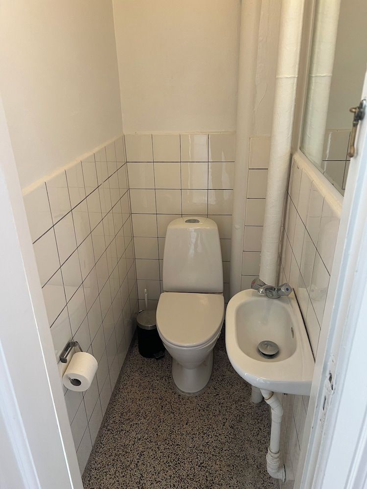 Classic Brownstone Apartments and Rooms Apartment, Non Smoking, City View 6