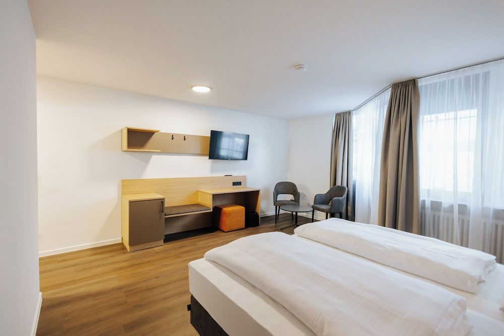 Superior Double Room, City View