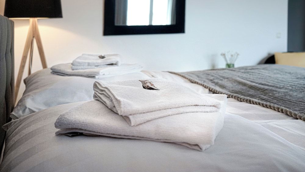 SI VIEW Classic Double Room, 1 Double Bed, Balcony, City View 3