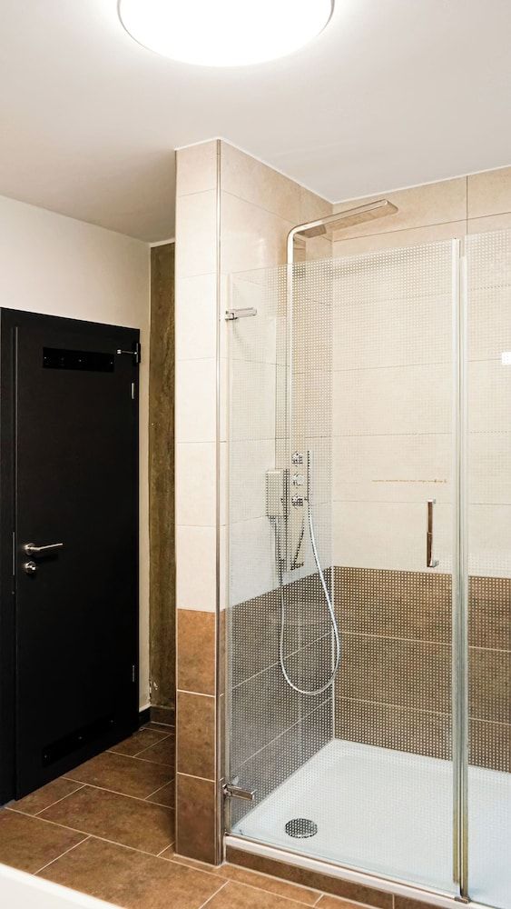 SI VIEW Classic Double Room, 1 Double Bed, Balcony, City View 13