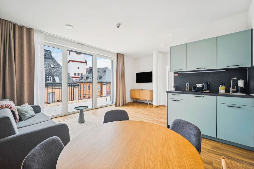 Limehome Chemnitz Kirchgässchen One-Bedroom Suite with Private Terrace 7