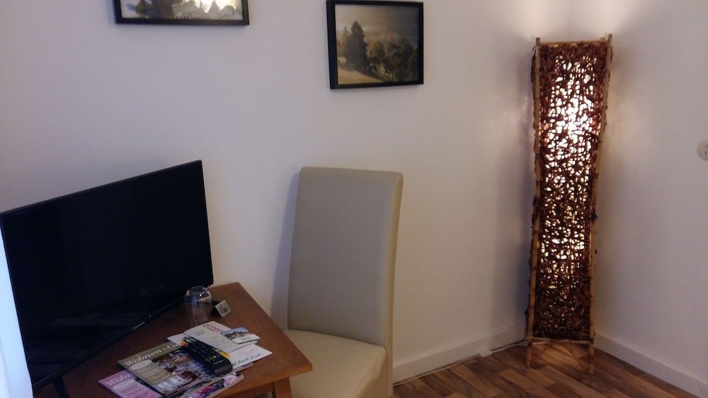 Standard Single Room, Garden View
