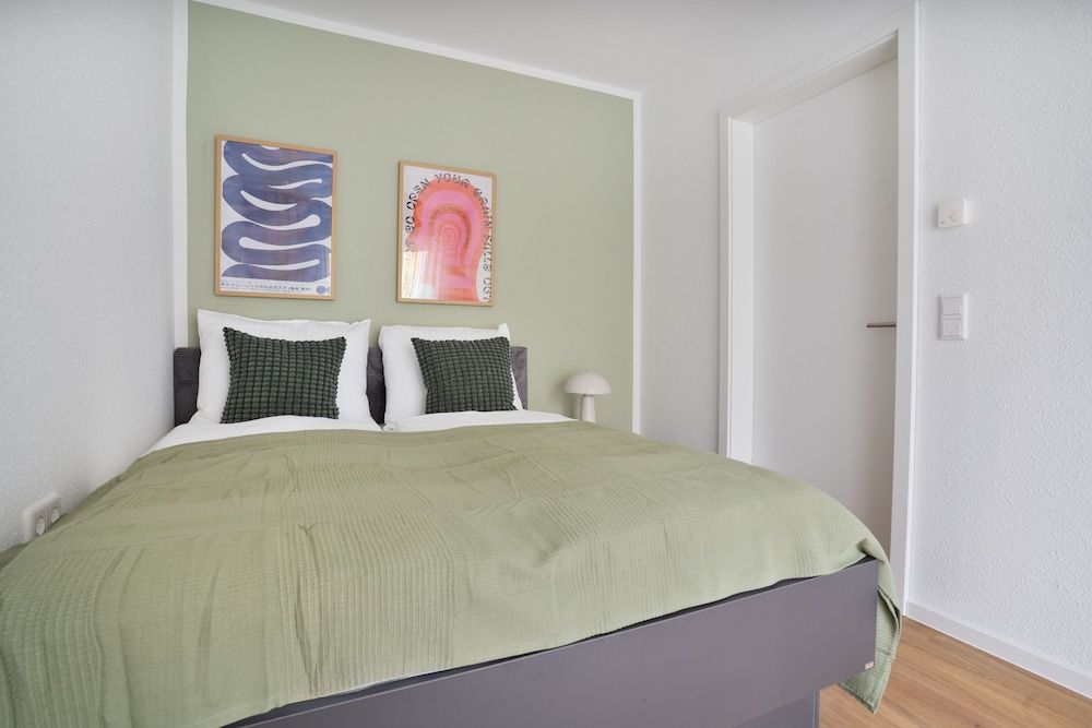 Premium Apartments I home2share Deluxe Apartment, 1 Bedroom, Balcony 2