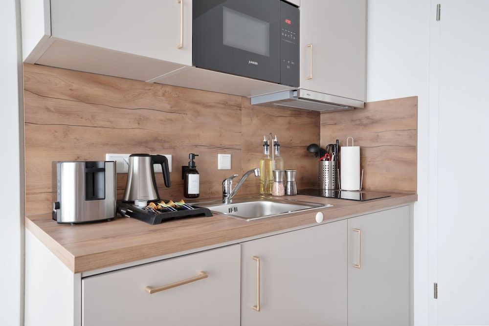 Premium Apartments I home2share Deluxe Apartment, Balcony 9