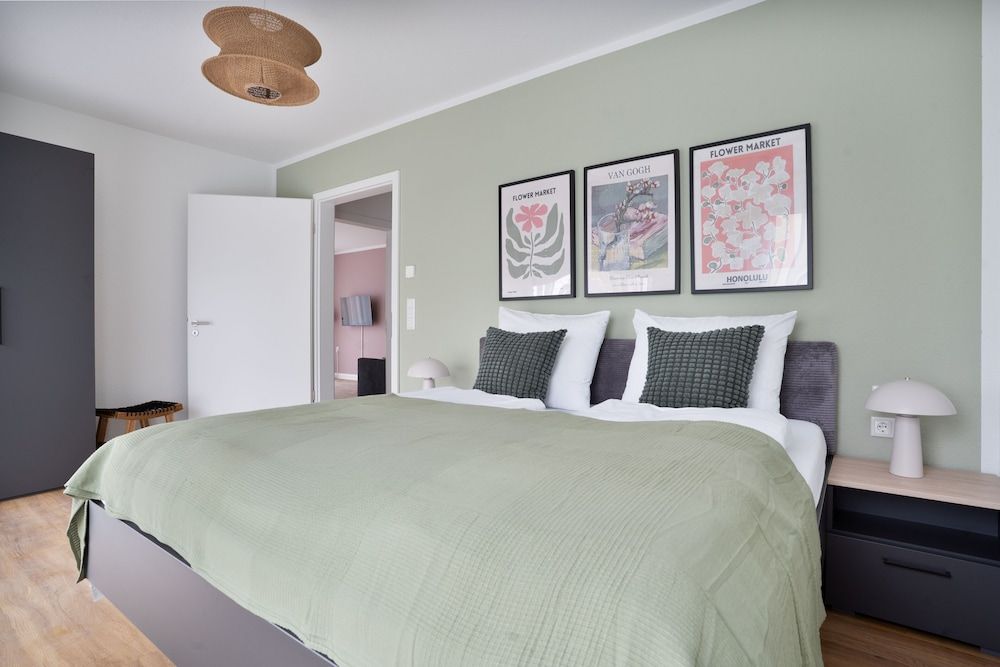 Premium Apartments I home2share Premium Apartment, 1 Bedroom, Balcony 4