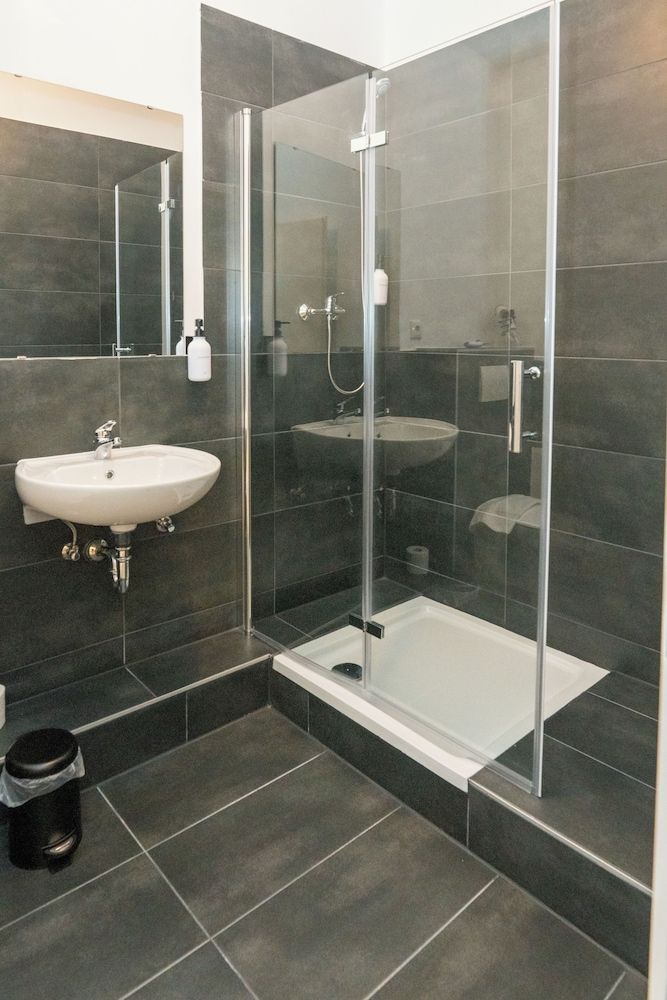 Hotel Hamburg Nord Deluxe Double Room 6