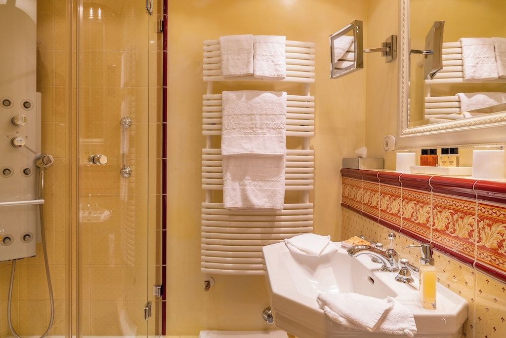 Relais & Châteaux Hotel Schwarzmatt Comfort Single Room, Balcony, Garden View 3