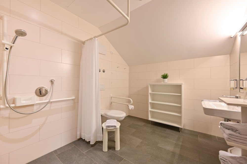 Hotel Helmer Family Quadruple Room 3