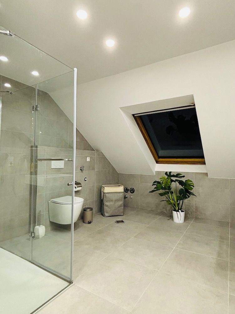 Rema Homes Bad Bellingen Deluxe Apartment, 2 Bedrooms, Pets Allowed, Hill View 24