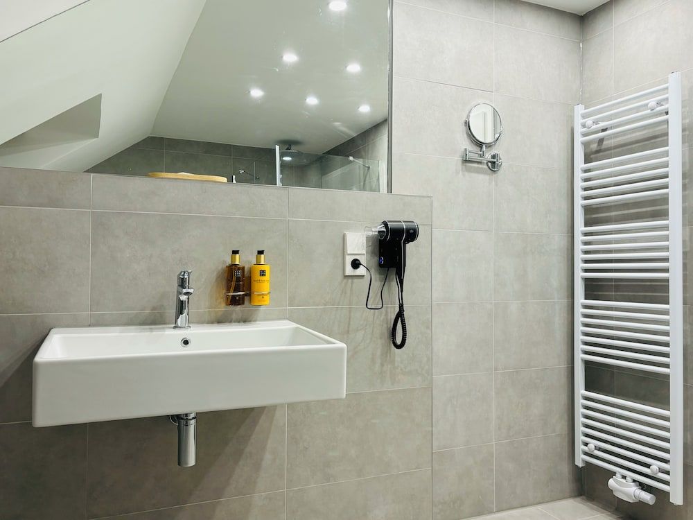 Rema Homes Bad Bellingen Deluxe Apartment, 2 Bedrooms, Pets Allowed, Hill View 23