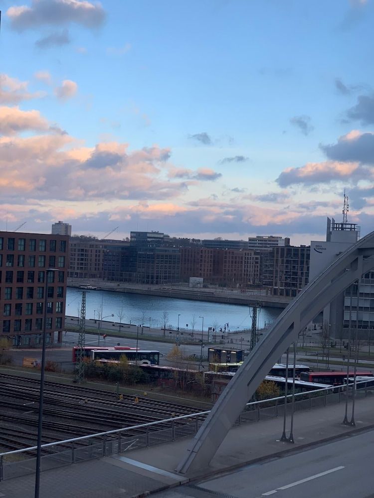Hotel an der Hörn Standard Quadruple Room, Balcony, Harbor View 4