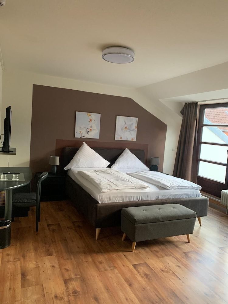 Hotel an der Hörn Standard Quadruple Room, Balcony, Harbor View 3