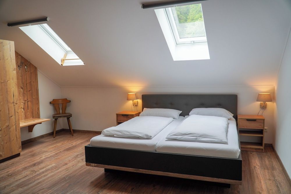 Wurznwirt Standard Double Room 4