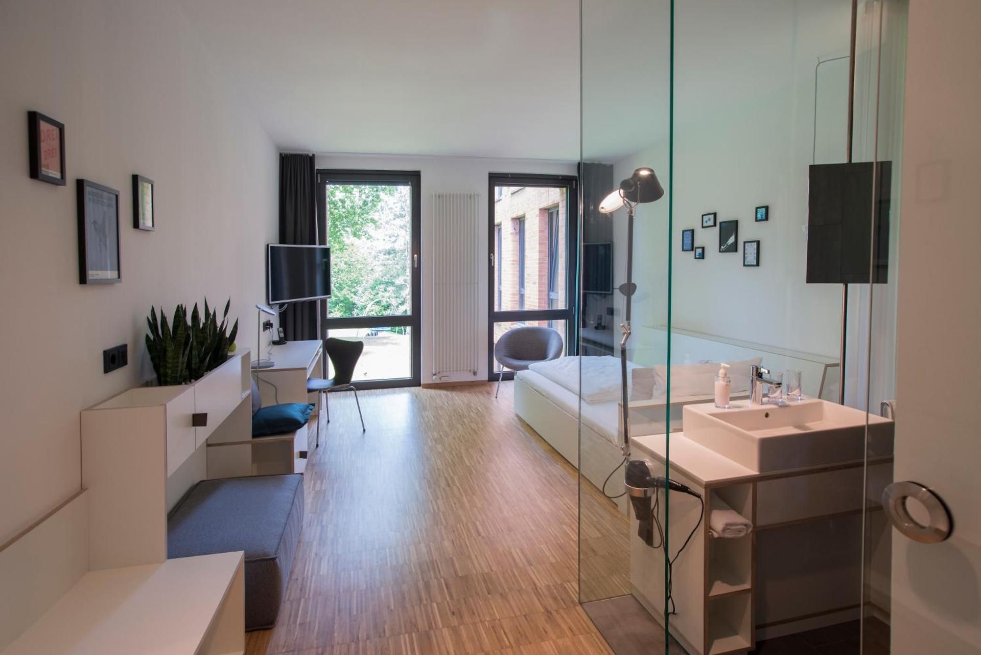 Business Single Room