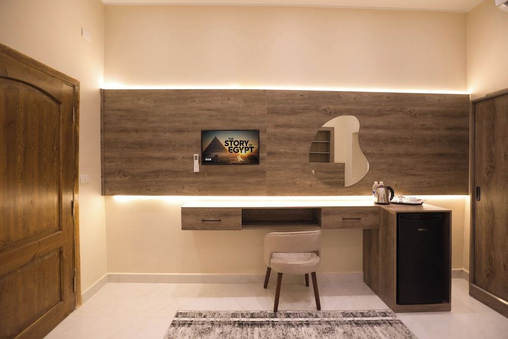 Superior Triple Room, City View