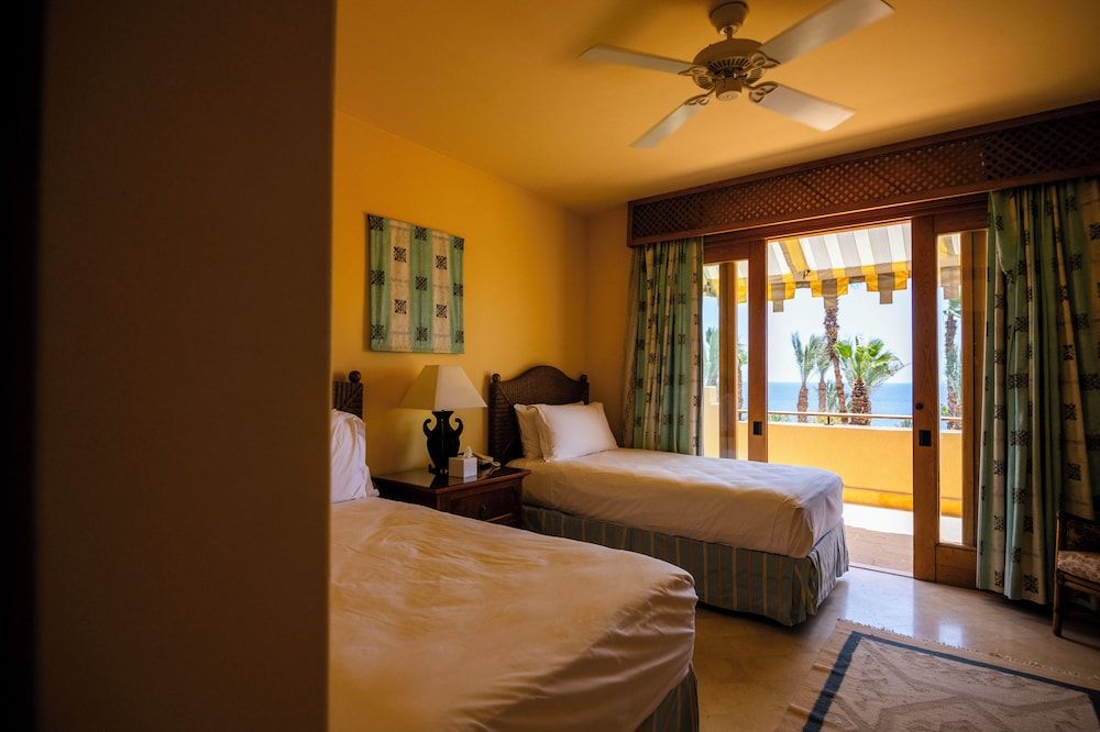 Four Seasons Resort Sharm El Sheikh Private Residential Villa & Chalet - Egypt Four-Bedroom Seaview & Pool Villa 12