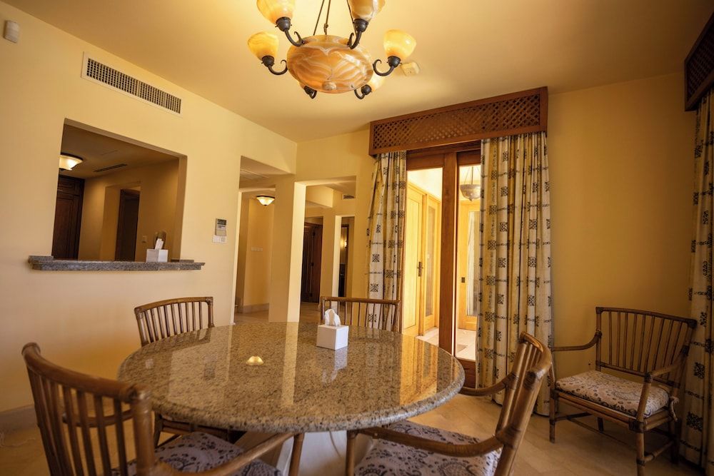 Four Seasons Resort Sharm El Sheikh Private Residential Villa & Chalet - Egypt Four-Bedroom Seaview & Pool Villa 17