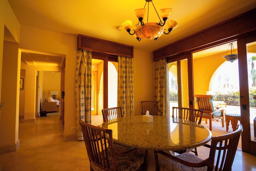 Four Seasons Resort Sharm El Sheikh Private Residential Villa & Chalet - Egypt Four-Bedroom Seaview & Pool Villa 16
