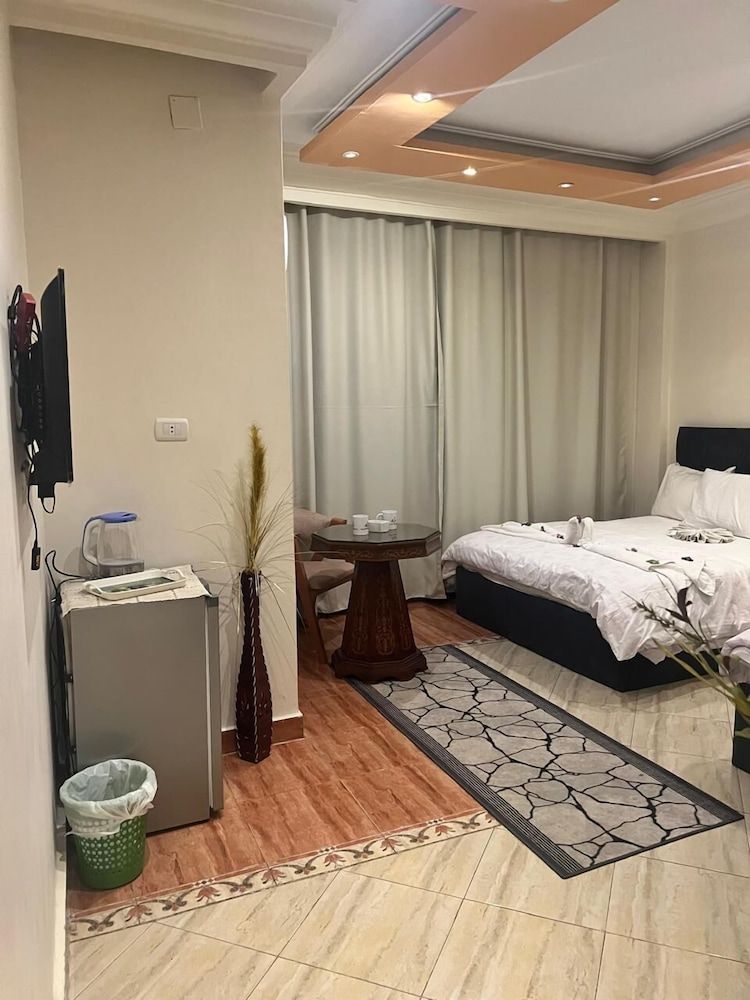 Deluxe Quadruple Room, Garden View