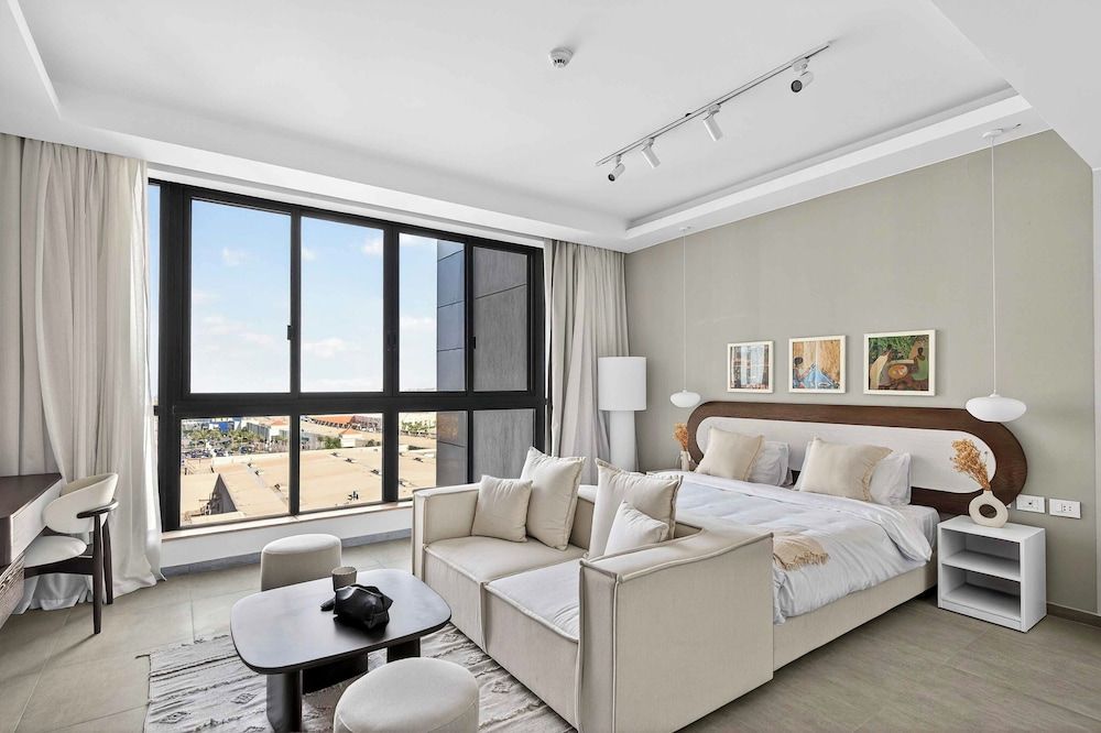 Aeon Towers Residence - BirdNest Luxury Suite 2