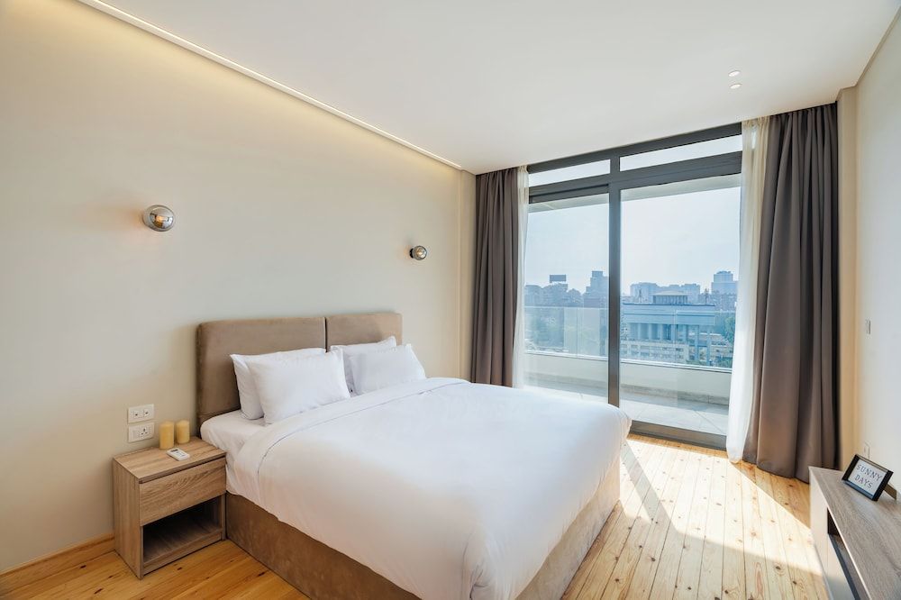 Luxury Apartment, 2 Bedrooms, Balcony, River View