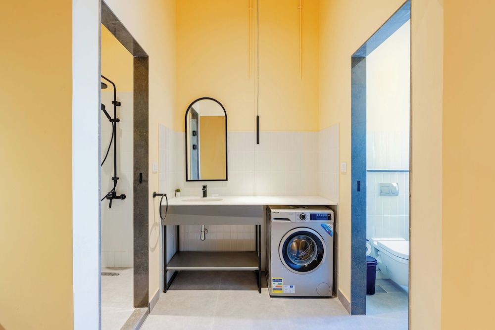 Brassbell Grey Studio Menasce House Standard Apartment, 1 Bedroom 9