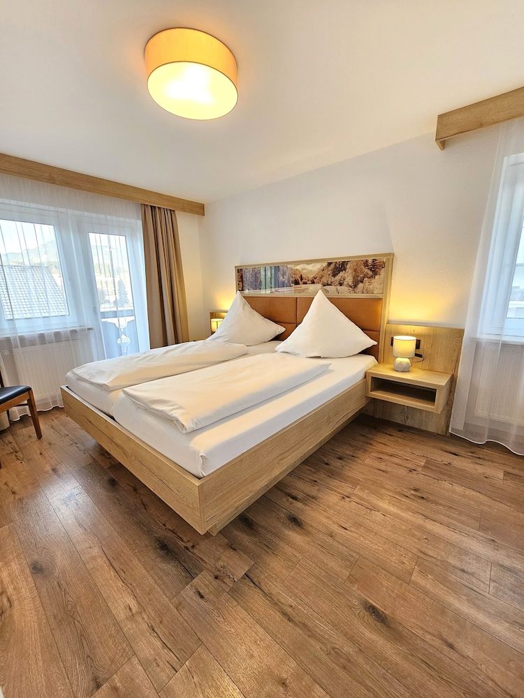 Hotel Cafe Fuggerhof Family Apartment, Balcony, Mountain View 2