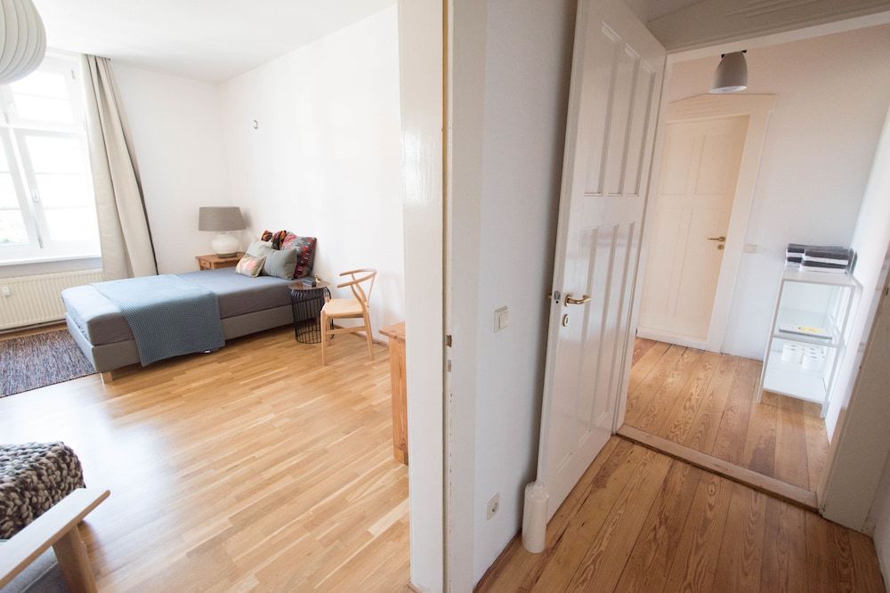 Modern design im klassischen Altbau Design Condo, 2 Bedrooms, Kitchen, City View 14