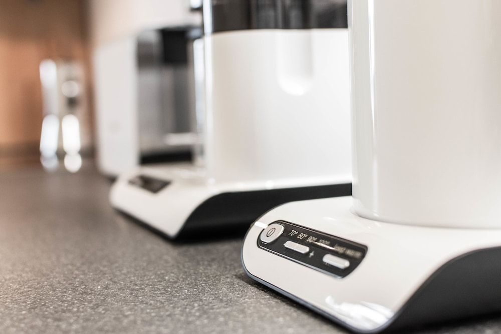 Altstadt Suite Deluxe Condo, 3 Bedrooms, Patio, Beachfront 16