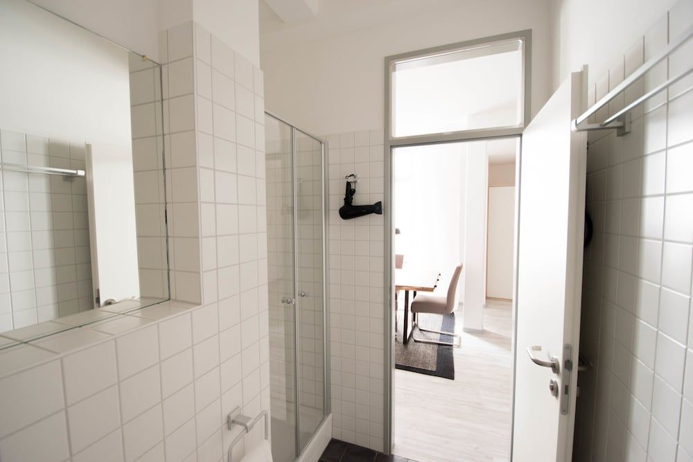 Altstadt Suite Deluxe Condo, 3 Bedrooms, Patio, Beachfront 26