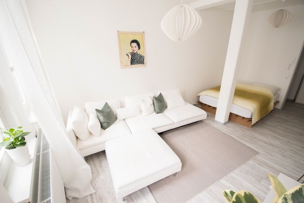 Altstadt Suite Deluxe Condo, 3 Bedrooms, Patio, Beachfront 18